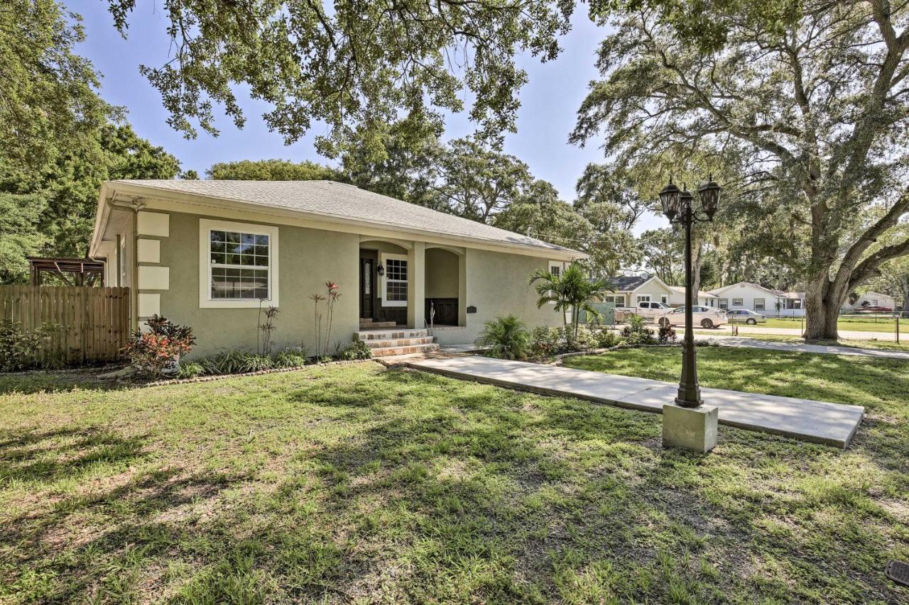 Tampa Oasis With Pool About 7 Mi To Busch Gardens! Villa Buitenkant foto