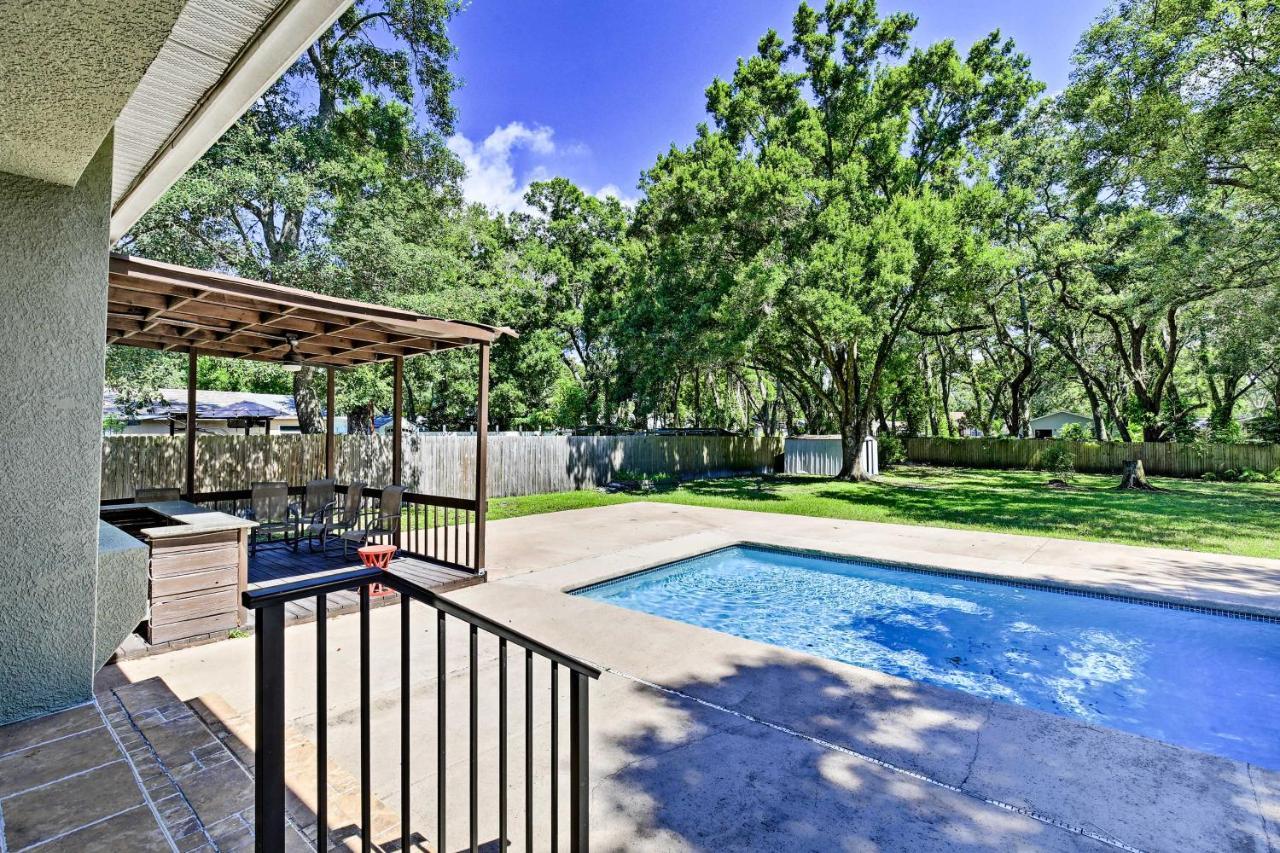 Tampa Oasis With Pool About 7 Mi To Busch Gardens! Villa Buitenkant foto