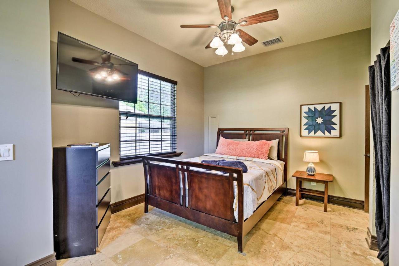 Tampa Oasis With Pool About 7 Mi To Busch Gardens! Villa Buitenkant foto